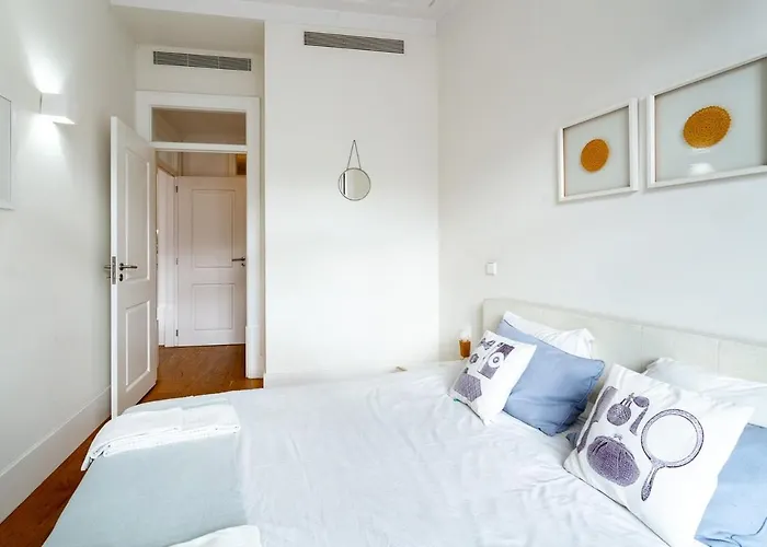 The Restauradores Collection Regal